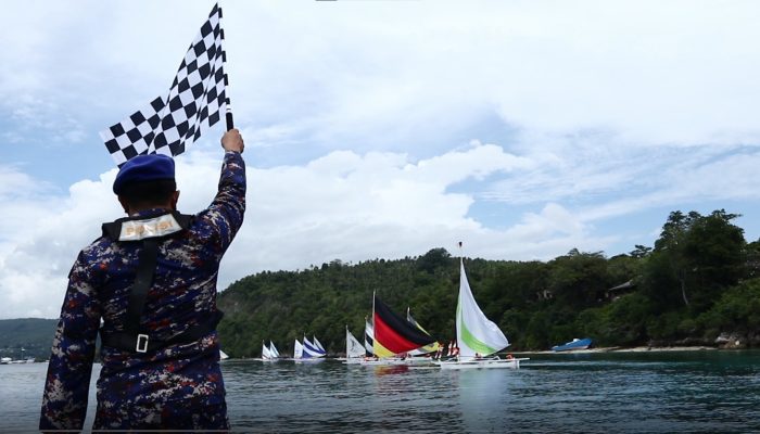 Mengangkat Kearifan Lokal Sulteng, Ditpolairud Polda Sulteng gelar lomba perahu layar tradisional