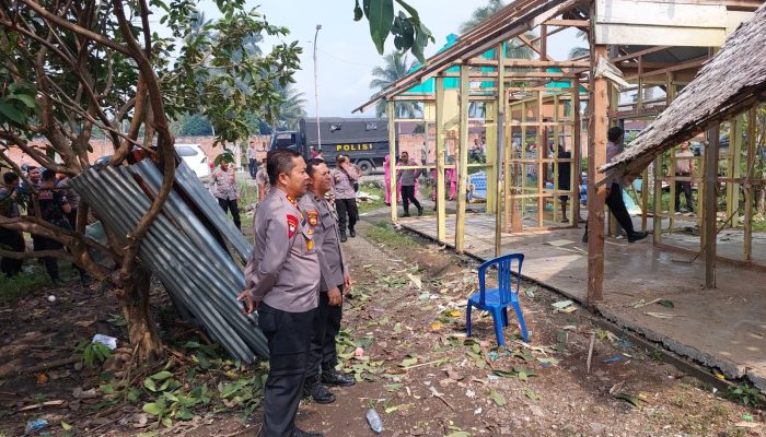 Giat Bedah Rumah dari Polres Morowali Jelang HUT Bhayangkara 77