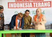 Gubernur Launching Program Indonesia Terang Sulawesi Tengah, jadi Terang