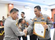 Kapolres Morowali Utara terima penghargaan Pelayanan Publik Terbaik dari Kementerian PANRB