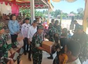 Usai Upacara Pembukaan TMMD Ke 118, Kodim 1305/BT Berbagi Sembako