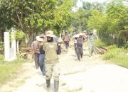 Kebersamaan TNI/Polri dan Masyarakat di Lokasi Sasaran TMMD 118 Kodim 1305/BT