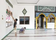 Satgas TMMD 118 Kodim 1305/BT:  Terus Mempercantik Mesjid Nurul Iman