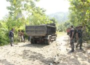 3 Truck Digunakan Droping Material Dilokasi TMMD 118 Kodim 1305/BT
