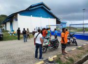 Alek Bantilan Temui Buru di Pelabuhan Leok