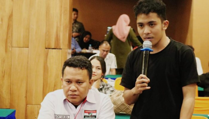 Divisi Pemantauan dan Advokasi Pemantau Pemilu DEEP Gorontalo menanyakan tentang Jaminan integritas Penyelenggara Pemilu Dalam Menghadapi Pesta Demokrasi 2024