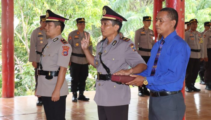 Kasat Intelkam Polres Buol Berganti, Kapolres Ucapkan Terimakasih Pejabat Lama Dan Beri Pesan Kepada Pejabat Baru