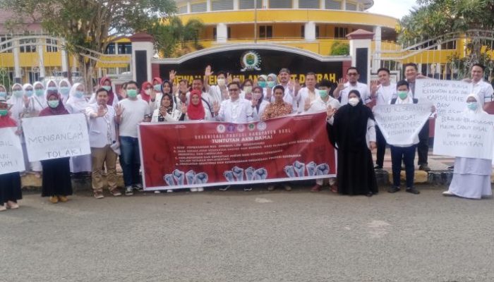 Dinilai Cacat Prosedur Gabungan Tenaga Kesehatan Buol Gelar Aksi Tolak RUU Omnibuslaw