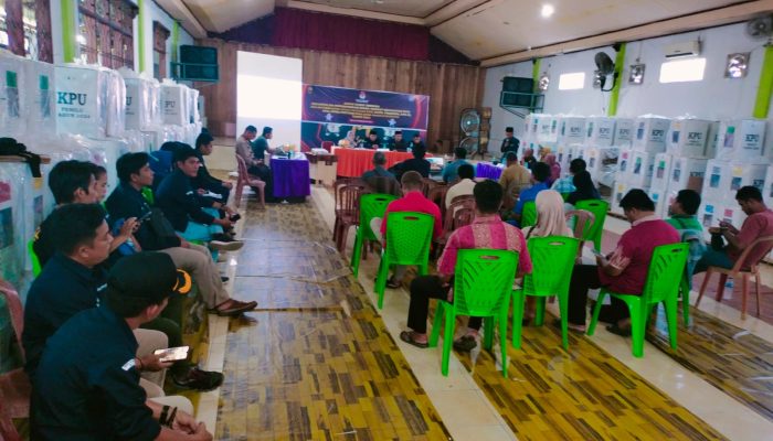 Ketua PPK Biau Buka Secara Resmi Rapat Pleno Terbuka Pemilu Legislatif 2024 Tingkat Kecamatan Biau