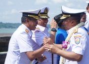 Danlantamal VI Makassar Hadiri Tradisi Lepas Sambut Pangkoarmada II