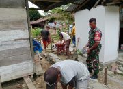 BABINSA Koramil 1307-11/pamona selatan, desa tindoli, BERGOTONG ROYONG MEMBANTU MEMBUAT PONDASI RUMAH warga