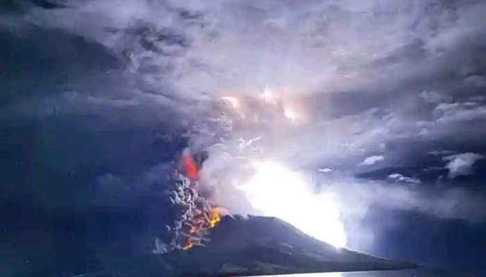 Gunung Ruang di Sulawesi Utara Meletus, Sebanyak 828 Warga Dievakuasi