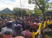 Demo aksi Warga Desa Bokat Tuntut Bebaskan Kades Bokat di PN Buol