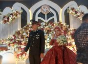 Anggota Polres Tolitoli Briptu Ardi Setiawan persunting gadis pilihannya