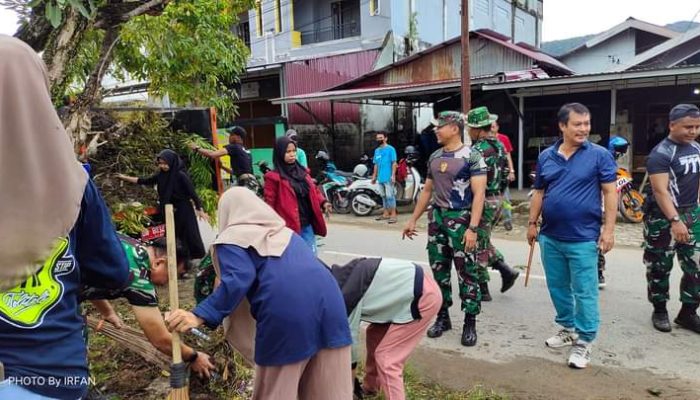 Bupati Tolitoli Pimpin Langsung Kerja Bakti Pada Hari Ju’mat Bersih