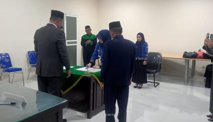 dr. Nadya Kunia Wardani Rauf Dilantik Sekda Buol sebagai Dokter di RSUD Mokolyuri Buol