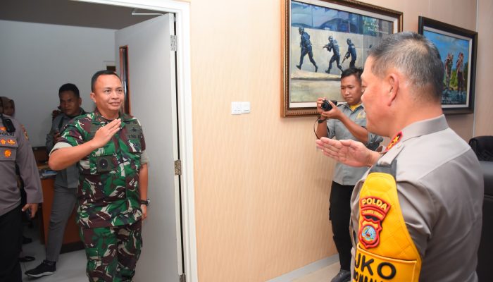 Danrem 132/Tdl Brigjen TNI Deni Gunawan Silaturahmi ke Mapolda Sulawesi Tengah Guna Pererat Sinergitas