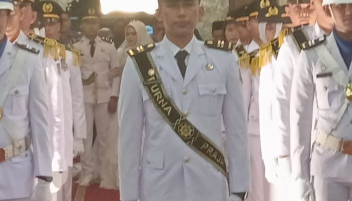 “Upacara kesatuan alumni IPDN, antar mempelai ke pelaminan di Gelung labong boki, Resepsi pernikahan”Boril Kolip & Dr Siti Nashra Aizah Meriah Semarak “