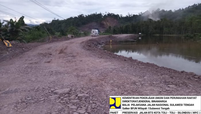 Kepala BPJN Sulteng Tindak Cepat Atasi Banjir di Trans Sulawesi, Arus Kendaraan Kembali Lancar”
