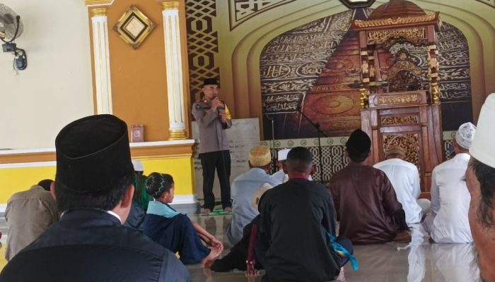 Kapolsek Paleleh Sambangi Warga Dalam Jum’at Keliling