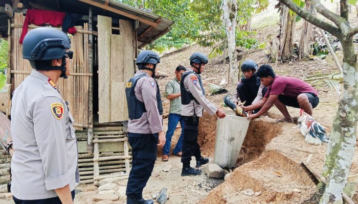 Polsek Galang Sesudah Razia Pengunjung Pantai Wisata,Lanjut Obrak Abrik Arena Judi Sabung Ayam”