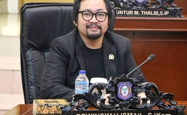 Menyalip Para Senior: Erwin Ismail, Lokomotif Politik Muda Gorontalo