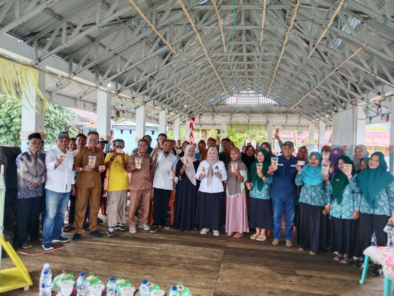 Rumah Produksi Gula Tapo Togean Diresmikan Wabub Surya : Transformasi Ekonomi di Desa Bomba