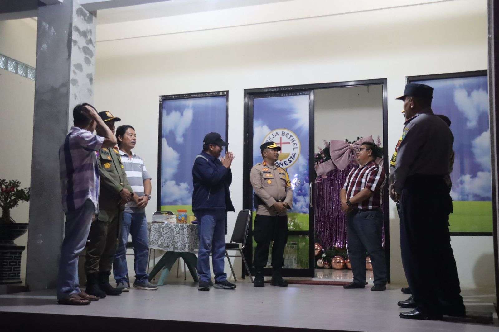 Pastikan Keamanan Nataru, Kapolres Buol Tinjau Langsung Pengamanan Perayaan Natal