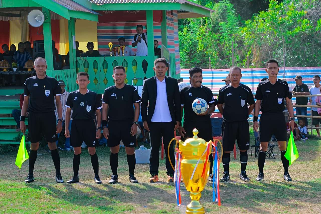 DUSBAR FC Juara Piala Kaka Baju Hitam Cup 2026, Hancurkan Badai Timur Sigenti 5-1 di Final Tinombo Selatan