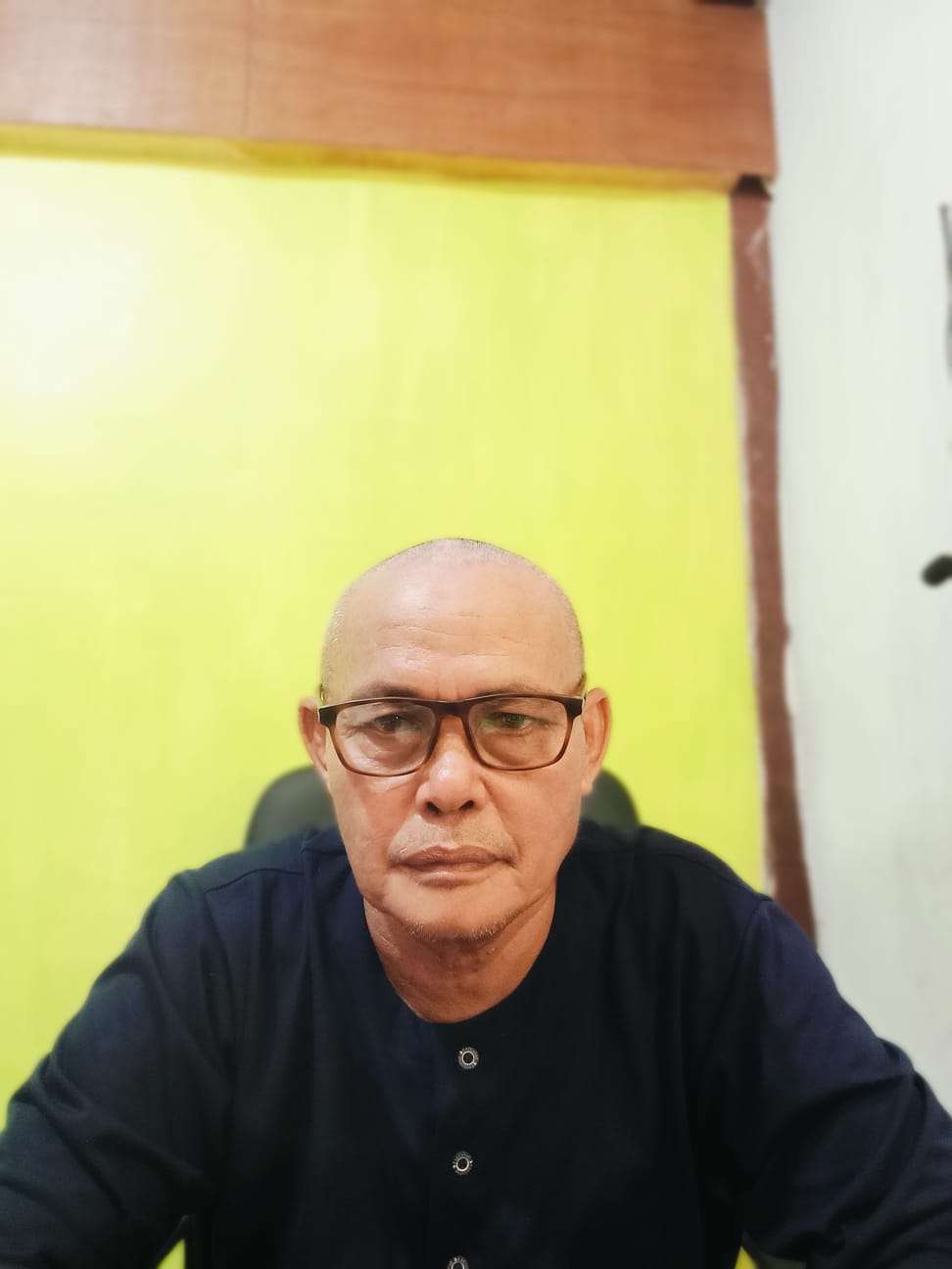 Lut Paker Semprot Pejabat Buol: Jangan Hanya Nikmati Jabatan, Berani Bicara ke Publik!