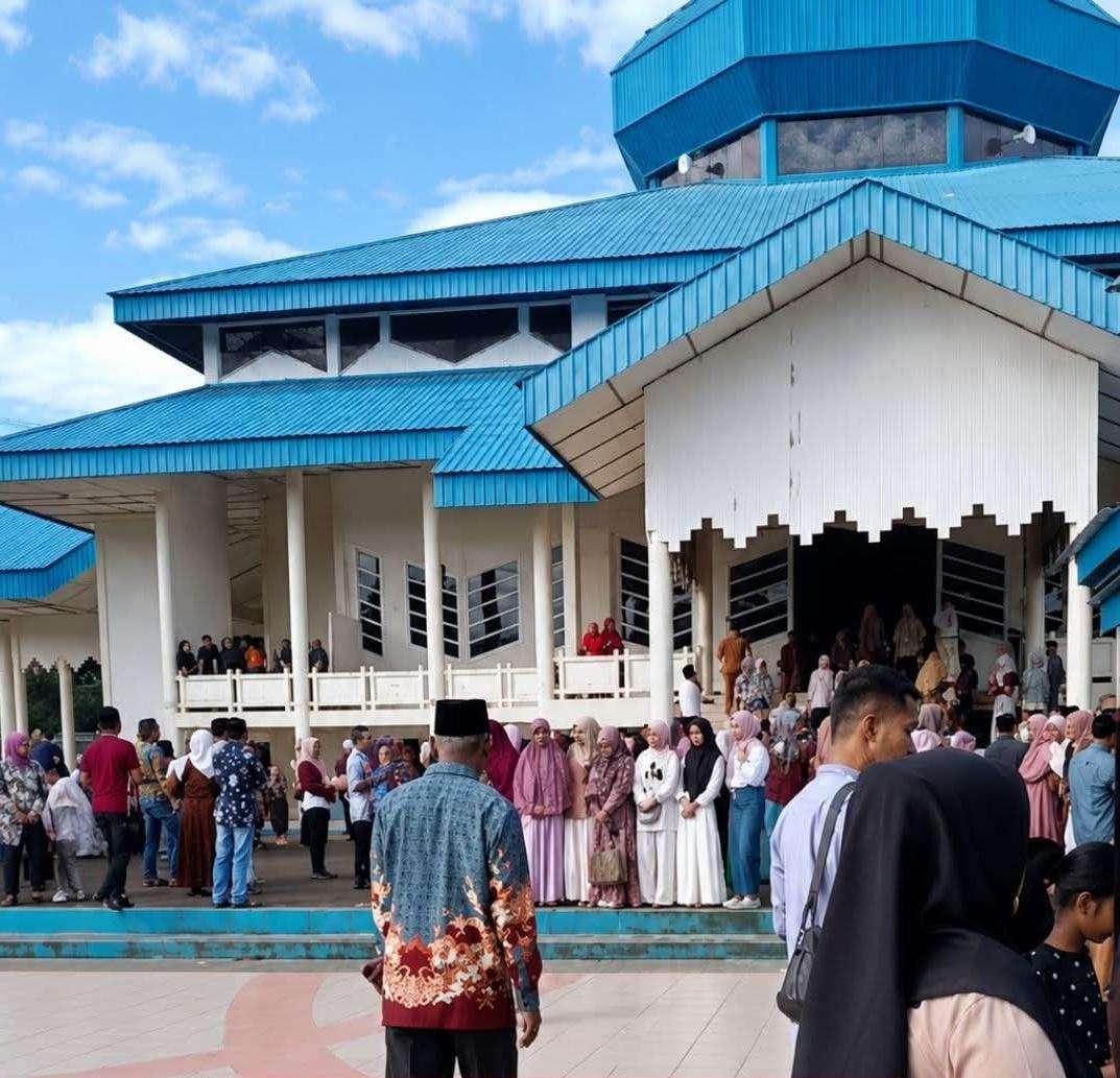 Tangis Haru Iringi Keberangkatan 228 Jamaah Haji Tolitoli ke Tanah Suci