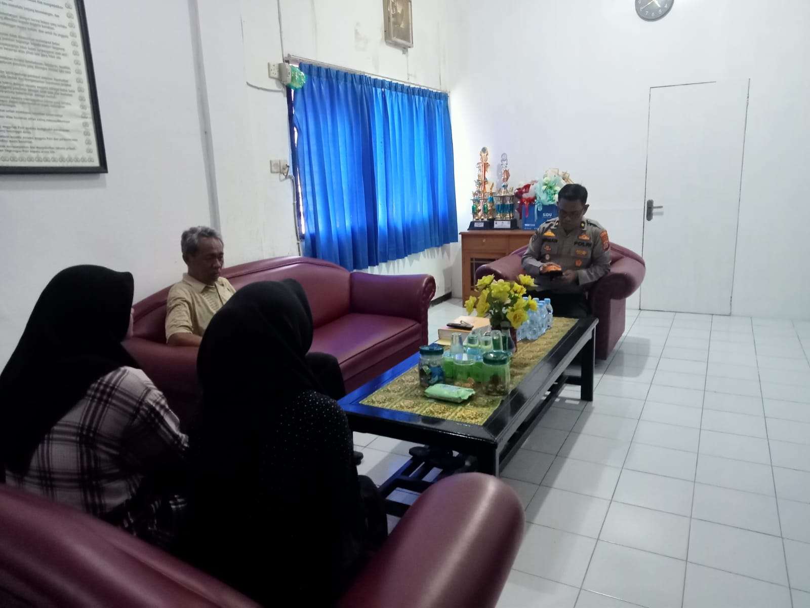 Dua Mahasiswi Universitas Bosowa Jalani Program Magang di Polres Tolitoli