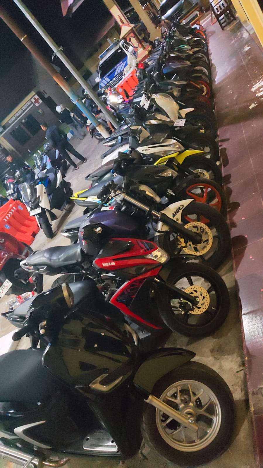 KASAT LANTAS POLRES TOLITOLI PIMPIN LANGSUNG OPRASI MOTOR KNALPOT BOGAR,INGINKAN WARGA TIDUR NYAMAN DI MALAM HARI
