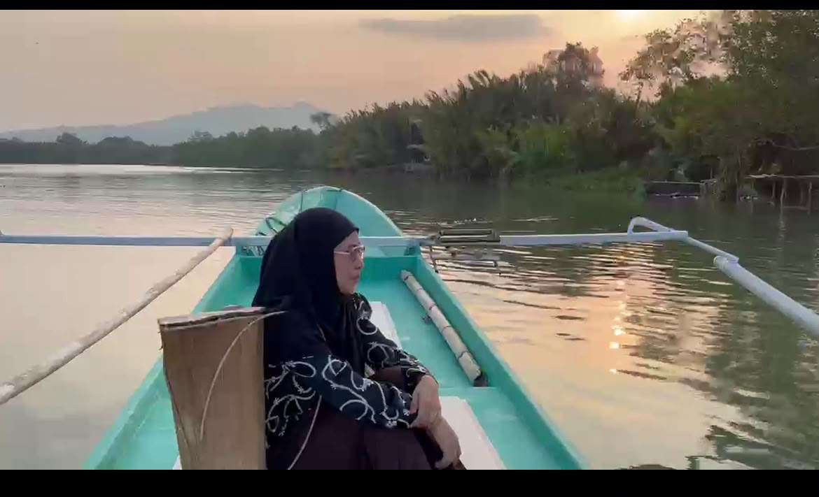 Bawa Bayi, Seberangi Sungai, Jahit Kostum Sendiri: Kisah Guru Seni Buol Selamatkan Tari Pogogul