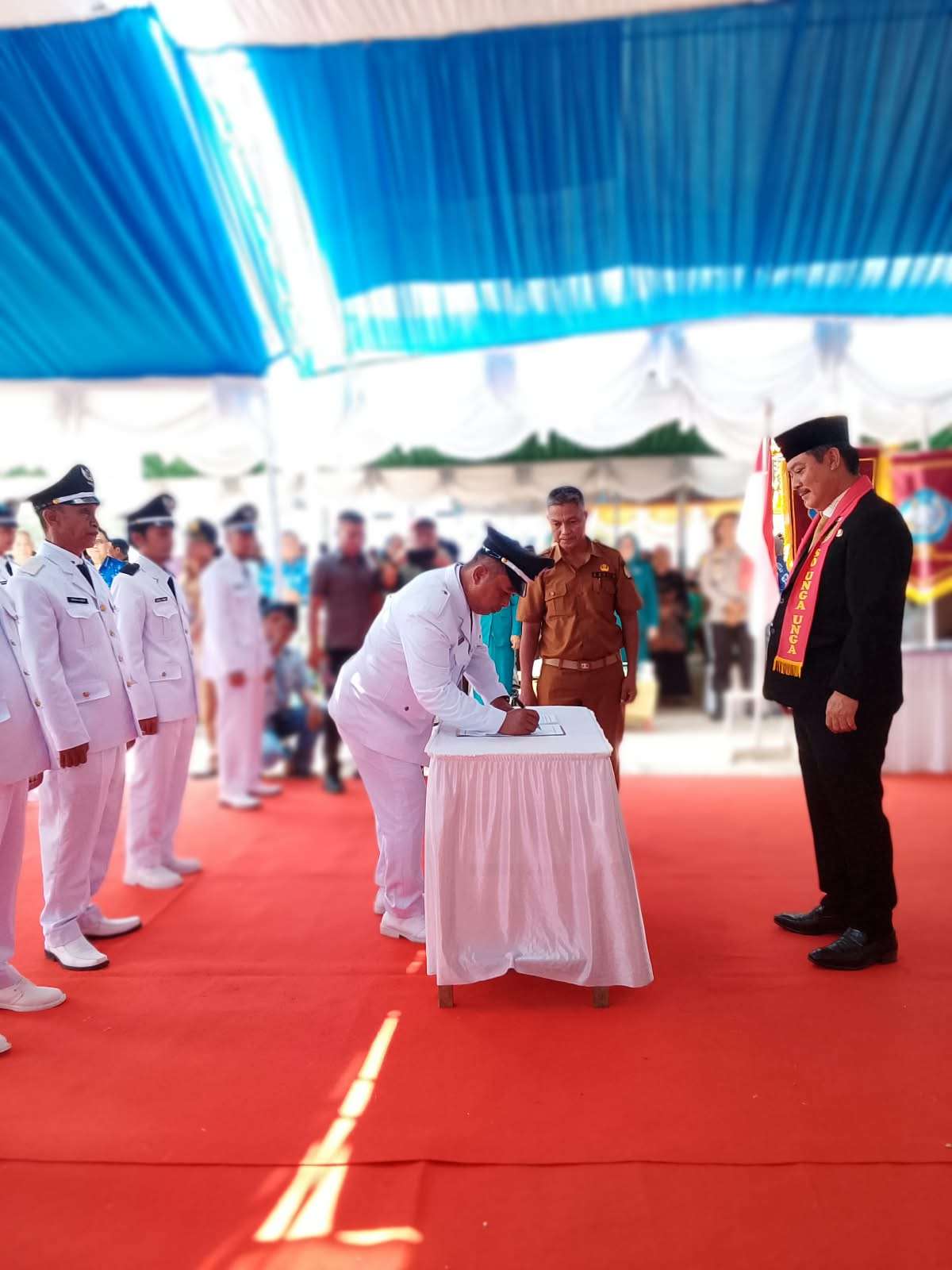 Lantik 14 Kades, Amran Yahya Tegaskan: Jabatan Bukan Kekuasaan, tetapi Amanah Rakyat!